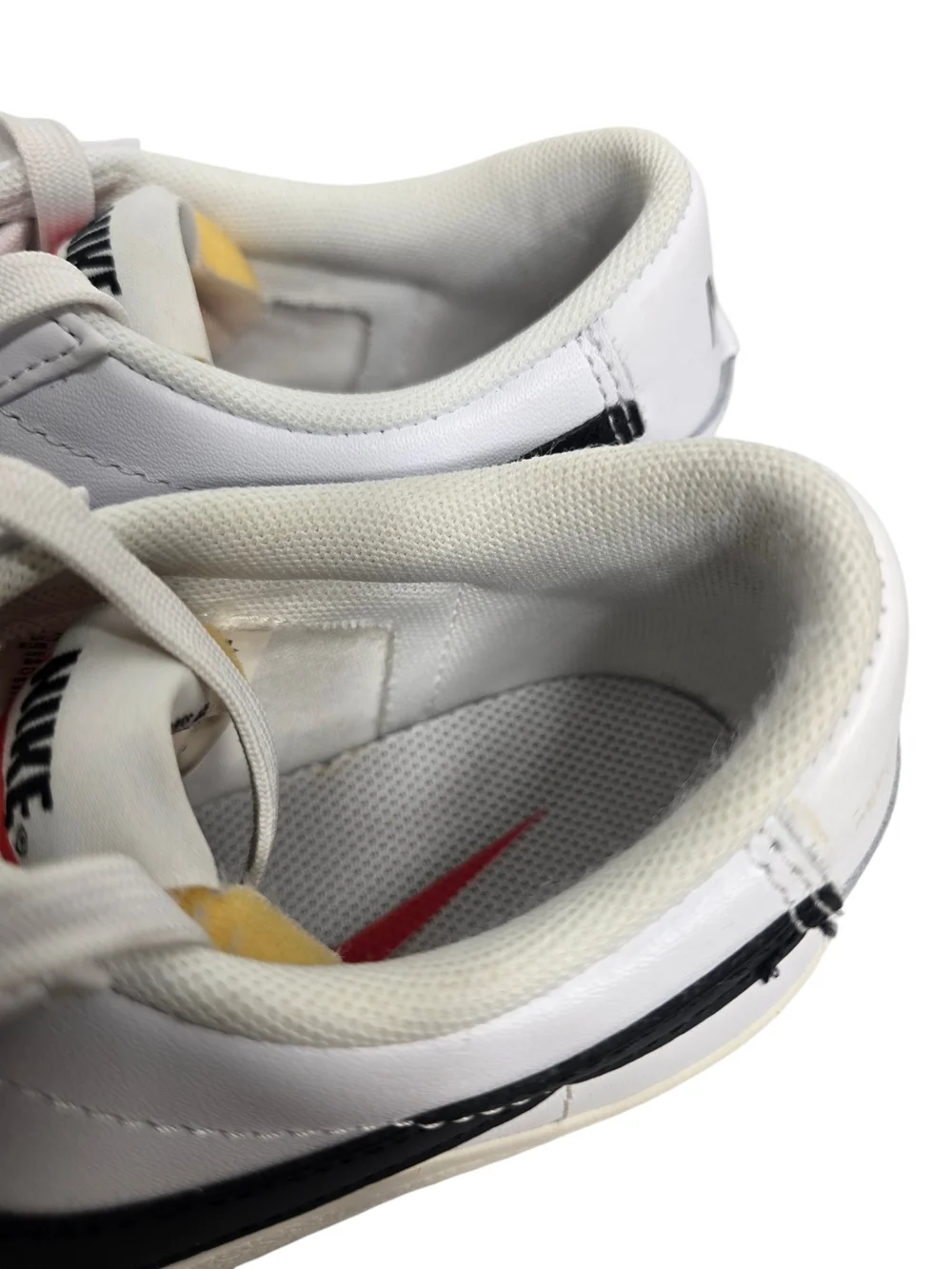 Nike Blazer Low Platform Women's 7 White Black Sail DJ0292-101 Sneakers USED